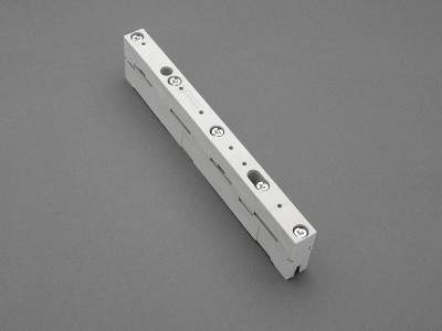 4P BUSBAR SUPPORT
